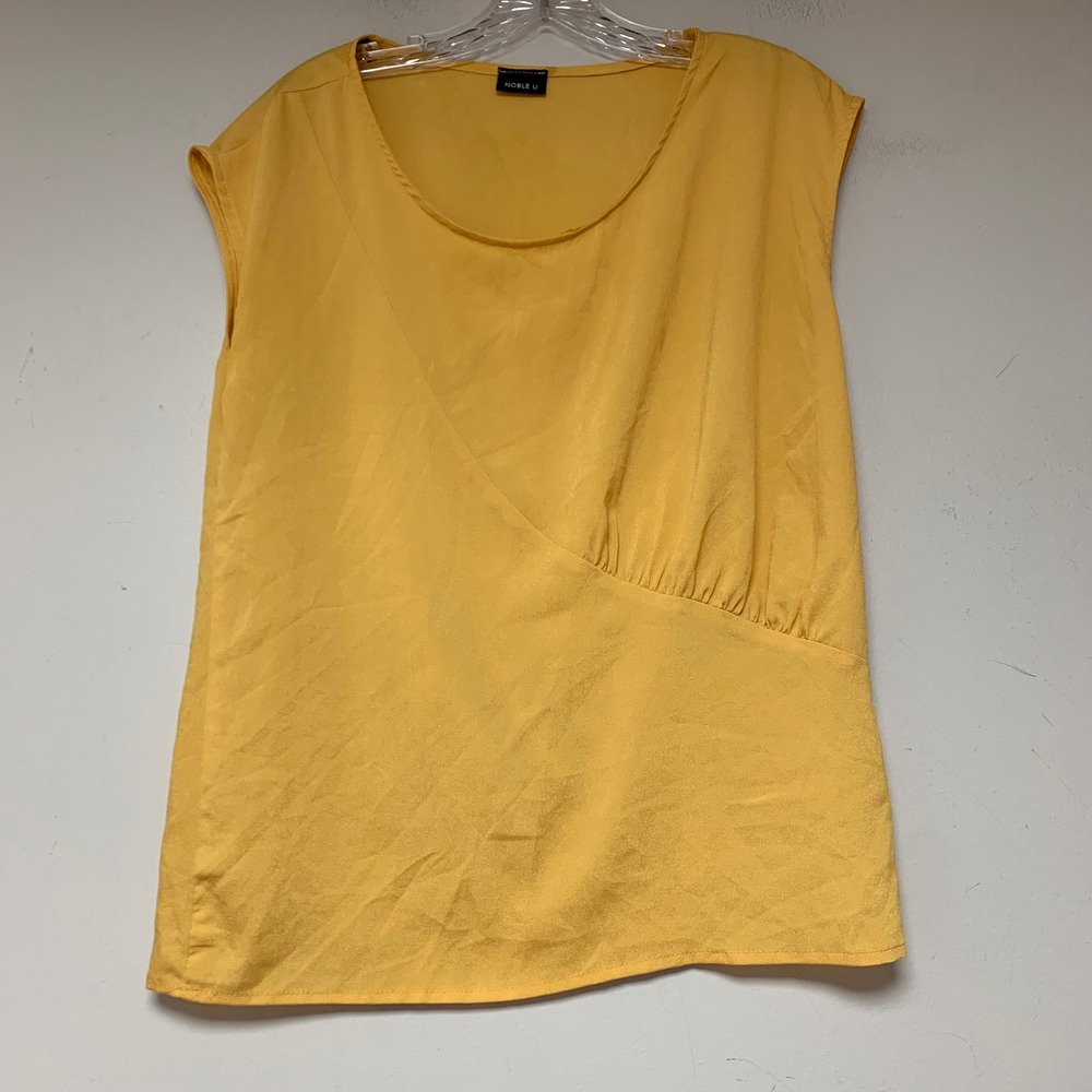 Noble U Blouse Womens Medium Yellow Excellent Asymmetrical Ruched Cap Sleeve